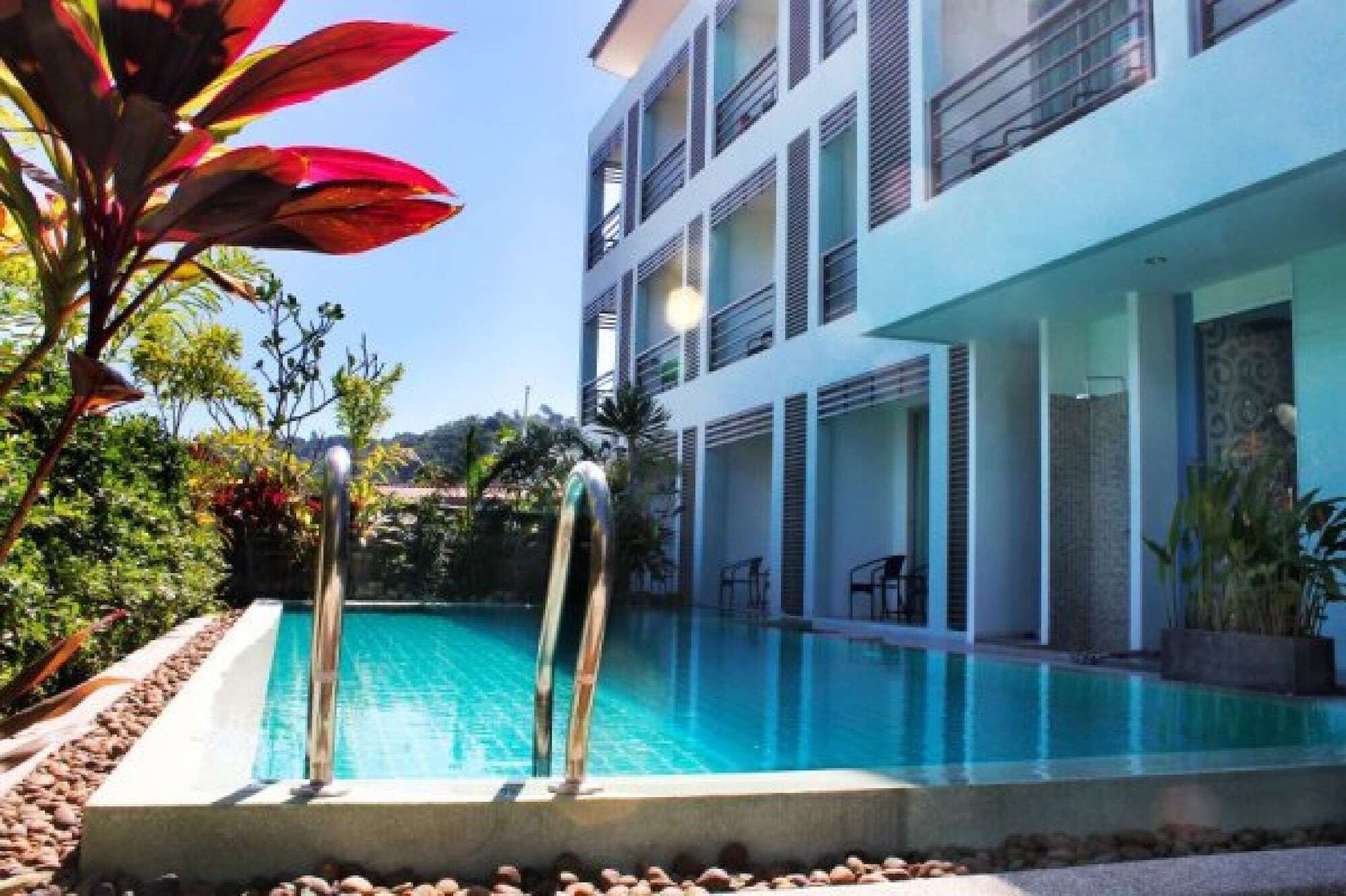 Puding Holiday World Kata Beach  Exterior photo