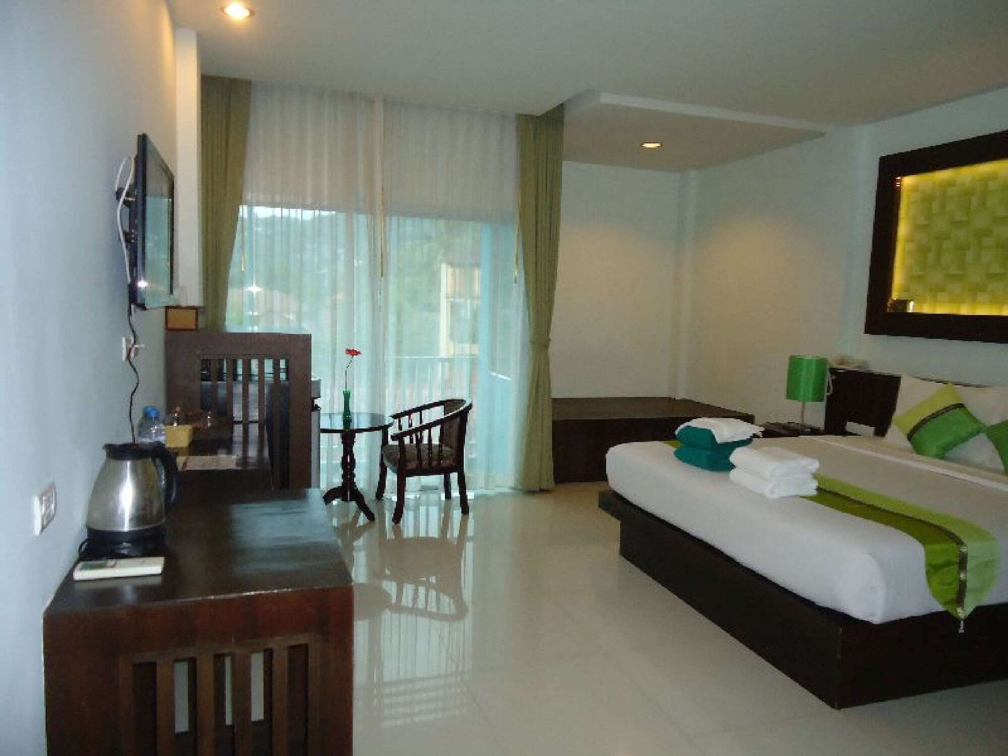 Puding Holiday World Kata Beach  Exterior photo