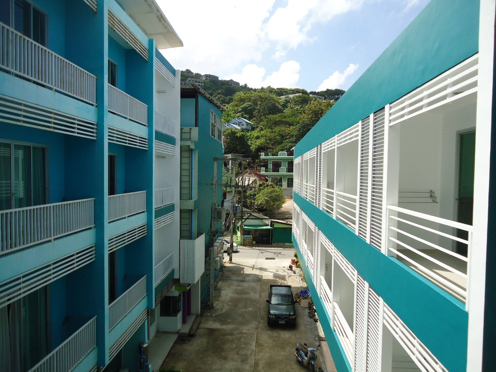 Puding Holiday World Kata Beach  Exterior photo